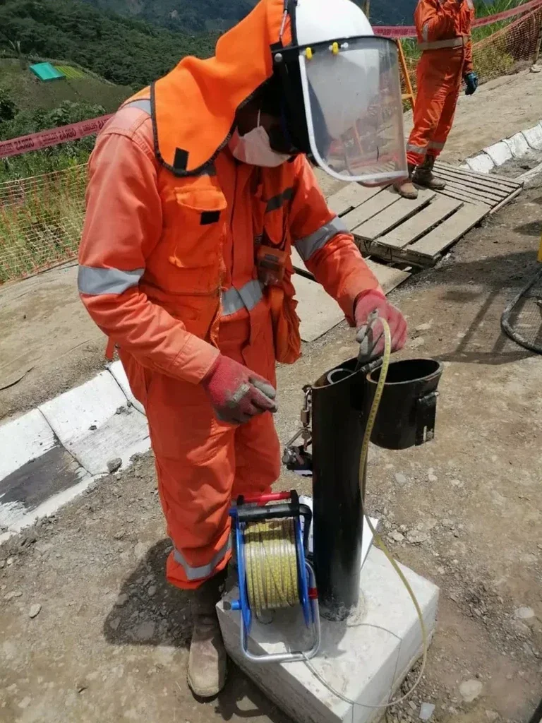 Ensayo CPT en Lleida: Perfil Continuo y Parámetros Geotécnicos sin Alteración